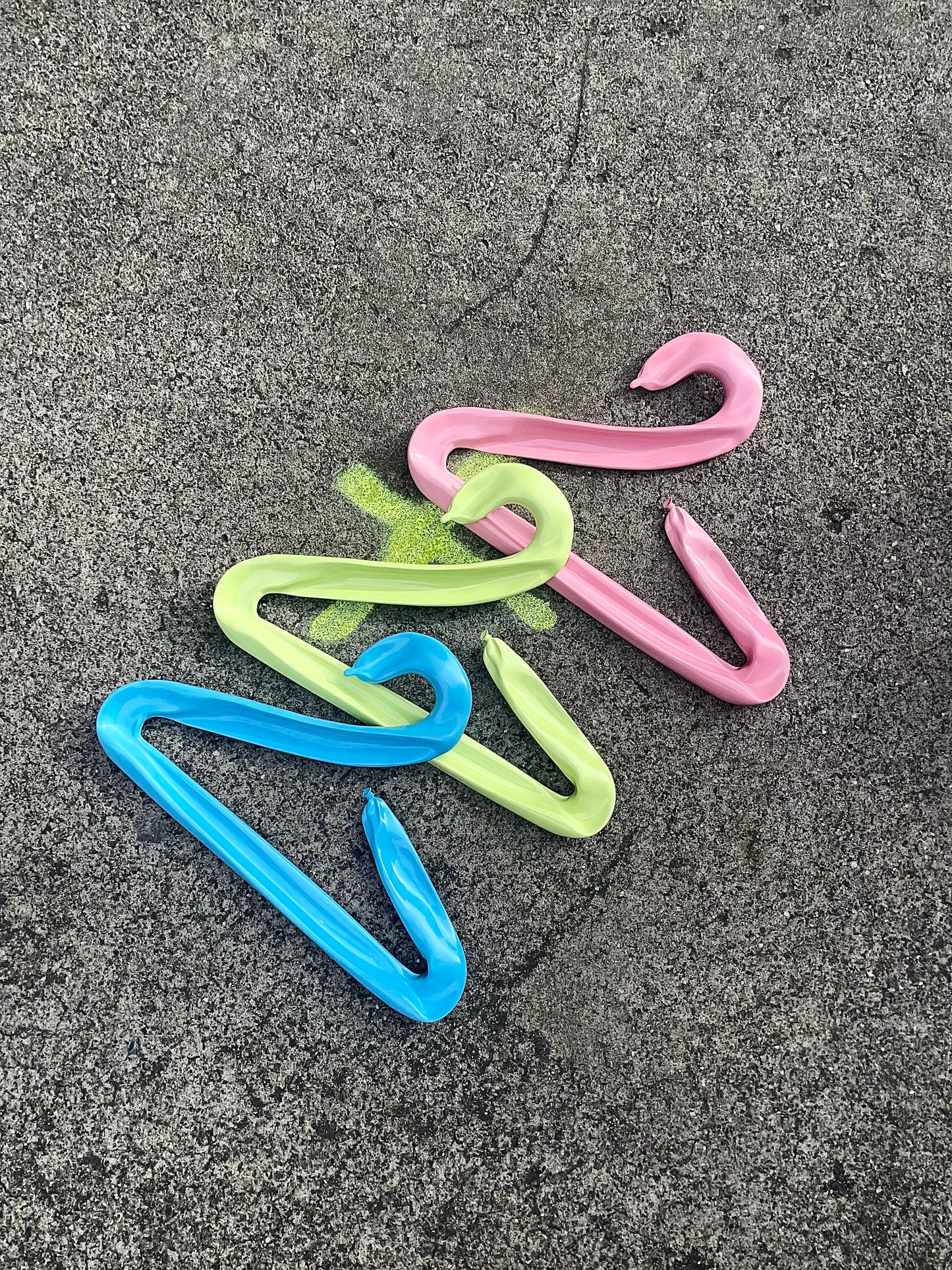 Deflated Balloon Hanger Barbie Pink