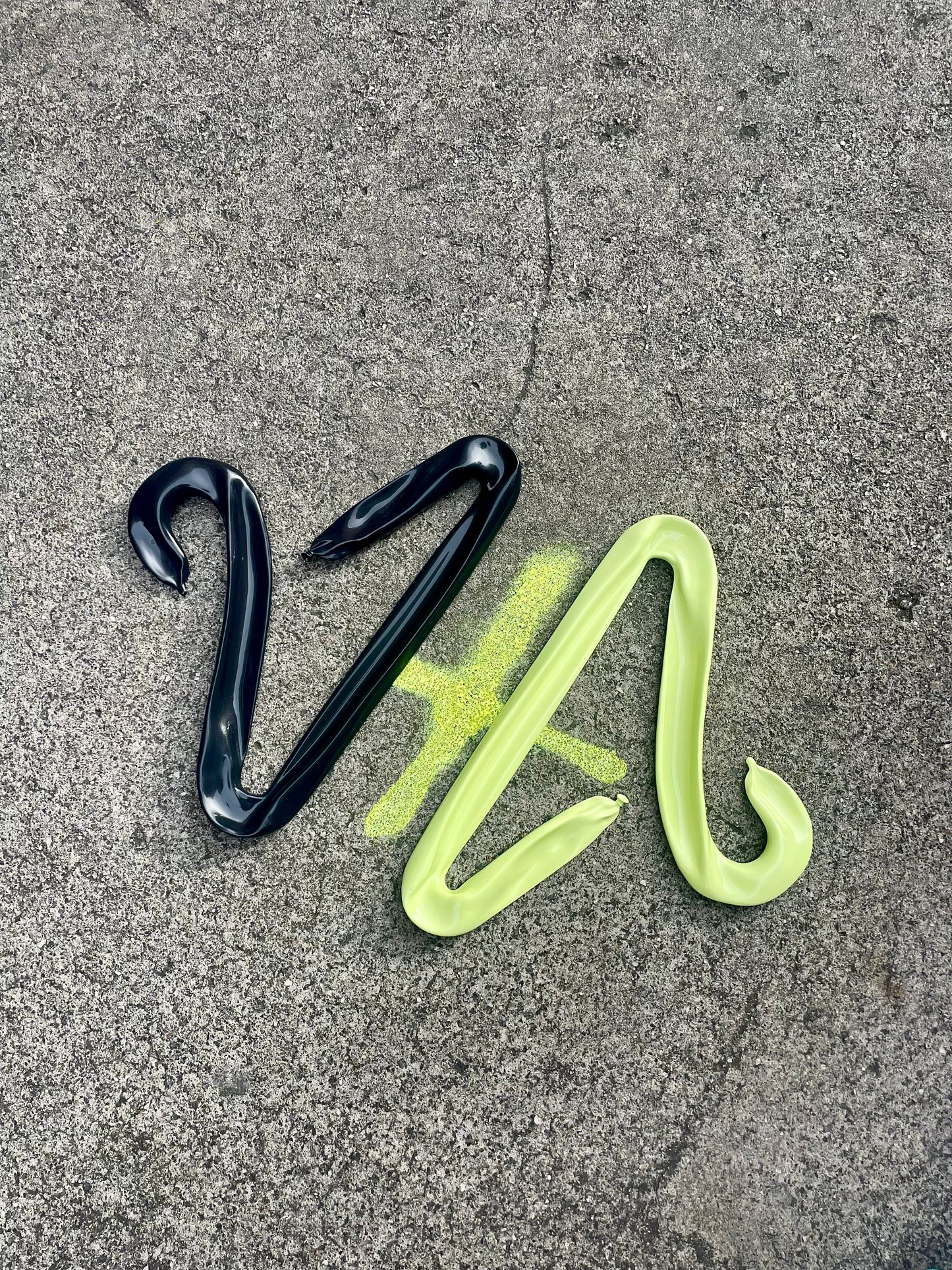 Deflated Balloon Hanger Ink Black