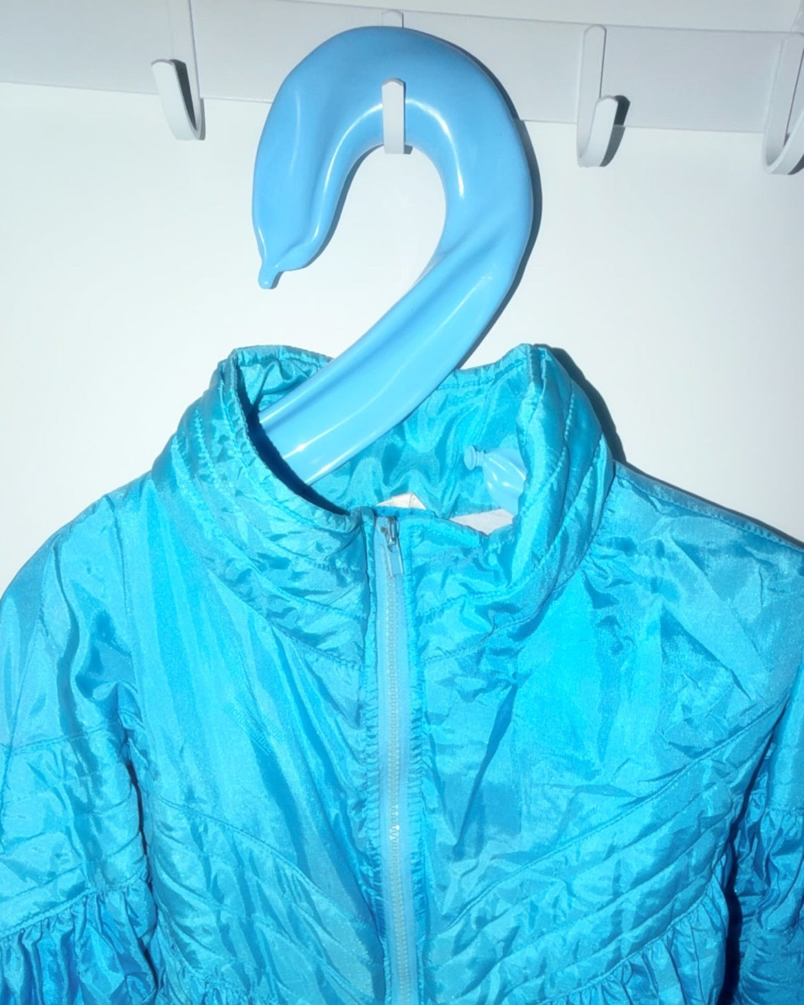 Deflated Balloon Hanger Pool Blue